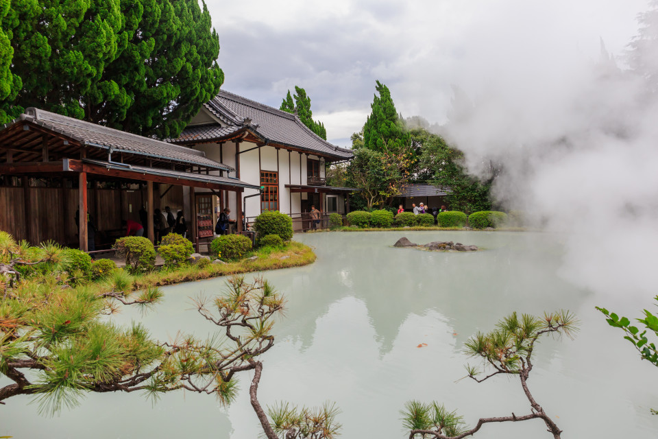 일본의 온천 명소 벳푸 지옥온천: 펄펄 끓는 매력적인 관광지, 시보드 블로그
