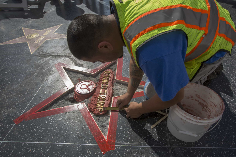 할리우드 명예의 거리에서 가장 많이 훼손당한 스타의 별은?, 시보드 블로그