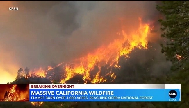 미 캘리포니아, 거대한 산불 발생 The Oak Fire